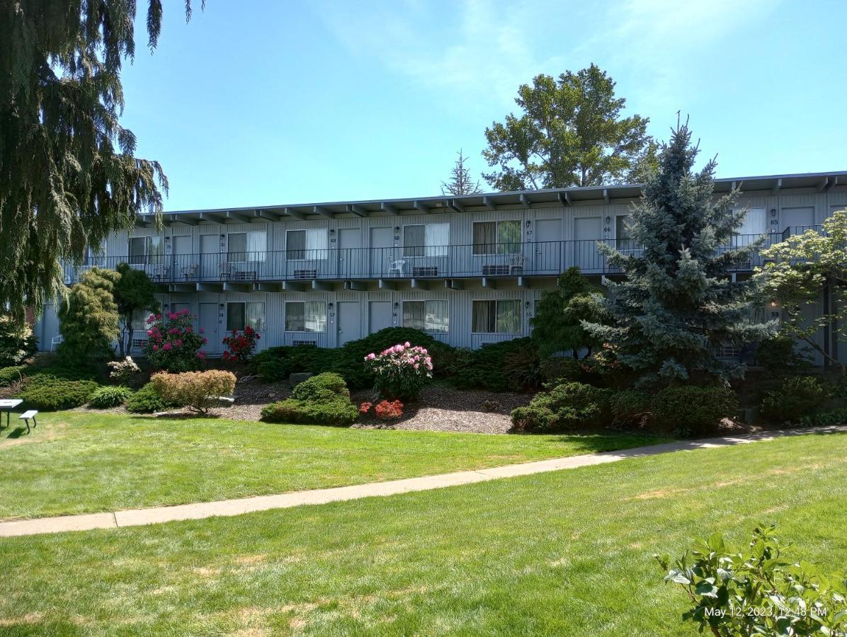 Cocusa Motel Μπέρλινγκτον Εξωτερικό φωτογραφία